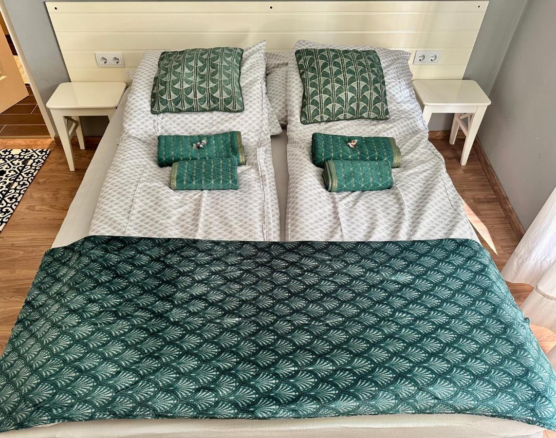 Adorable, Cosy Apartment At The Heroes' Square Budapest Luaran gambar